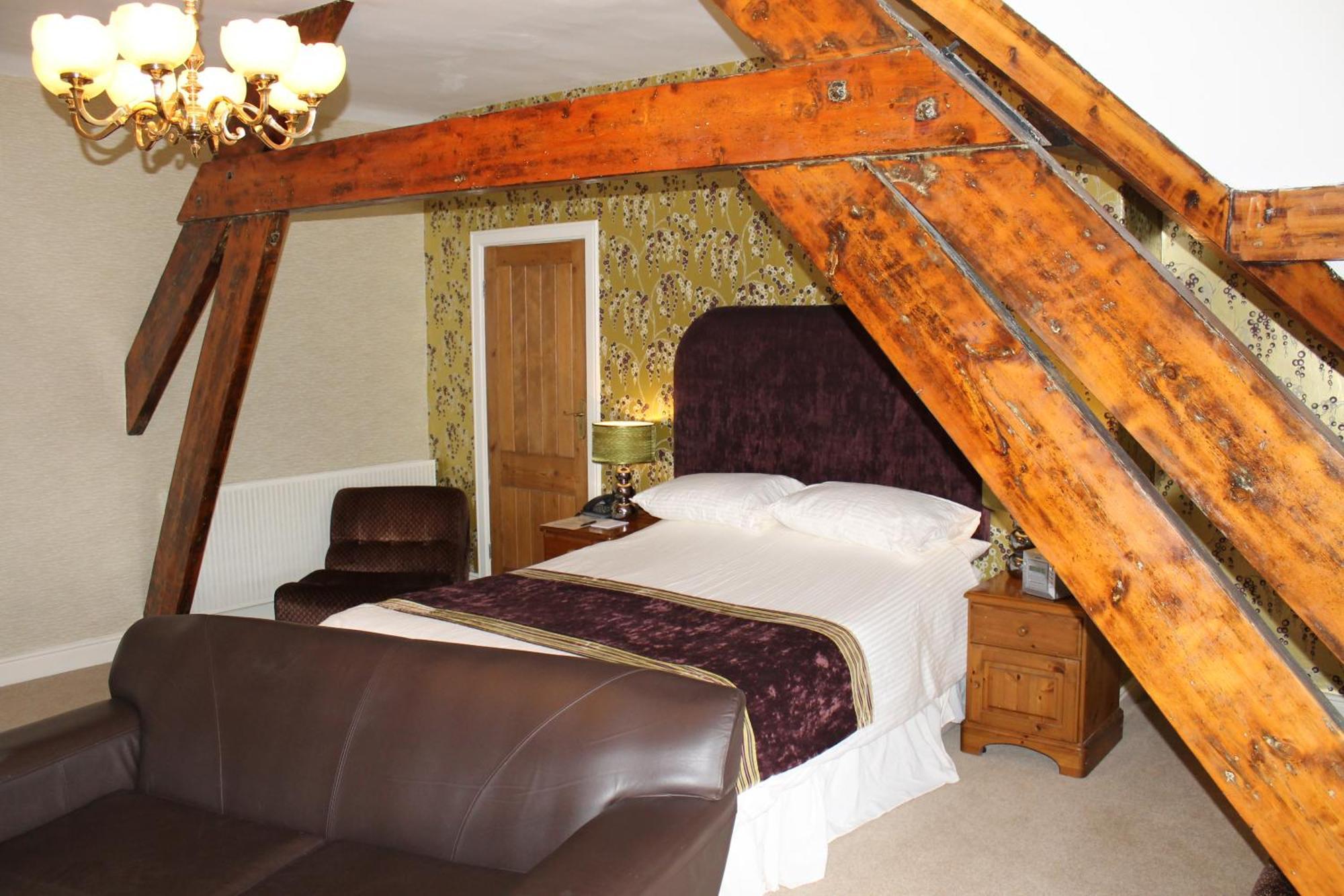 Oakwood Hall Hotel Bingley Extérieur photo