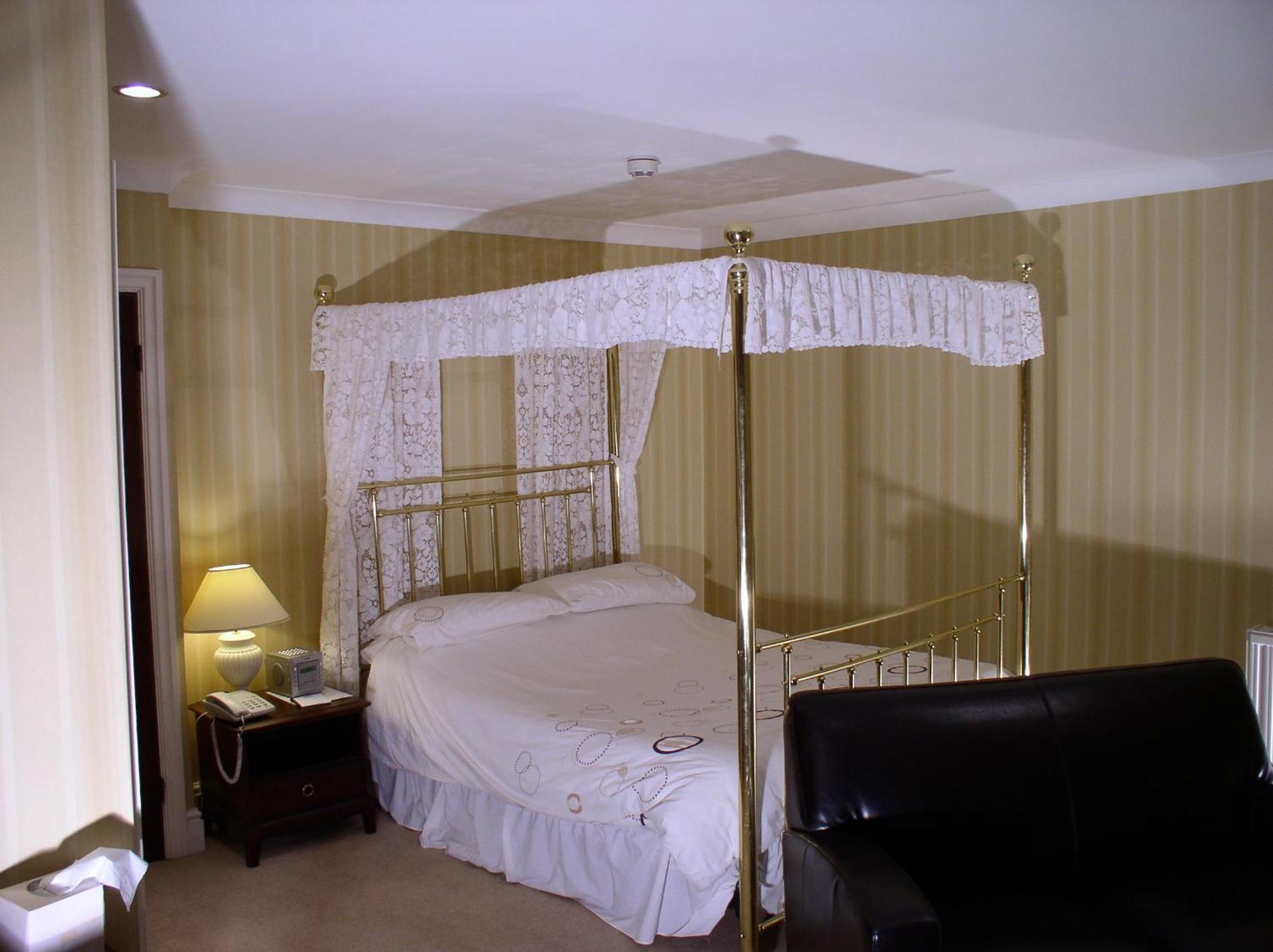 Oakwood Hall Hotel Bingley Extérieur photo